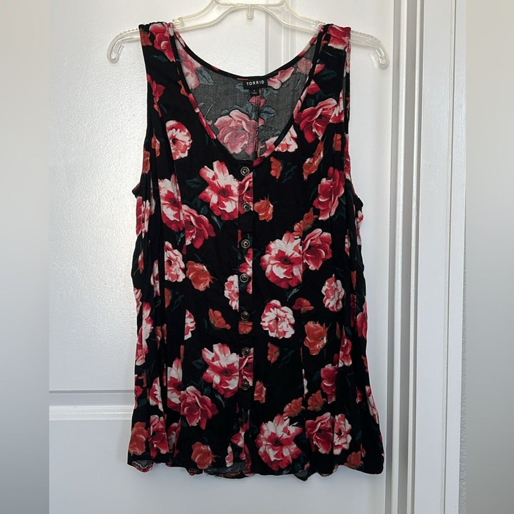 Torrid Sleeveless Floral Blouse - Black and Red